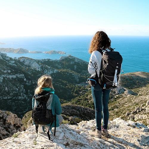 carre-visiter-les-calanques-de-marseille-et-cassis.jpg