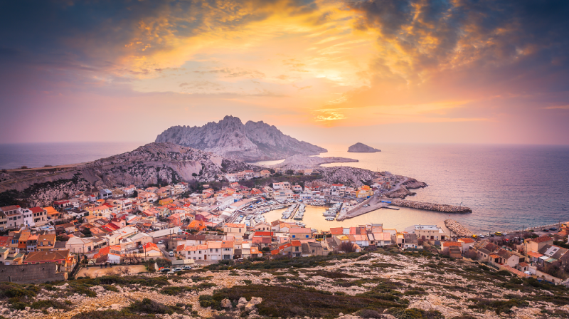 2panorama_fortin_des_goudes_cap_croisette_maire_calanques_maxime-berenger.png