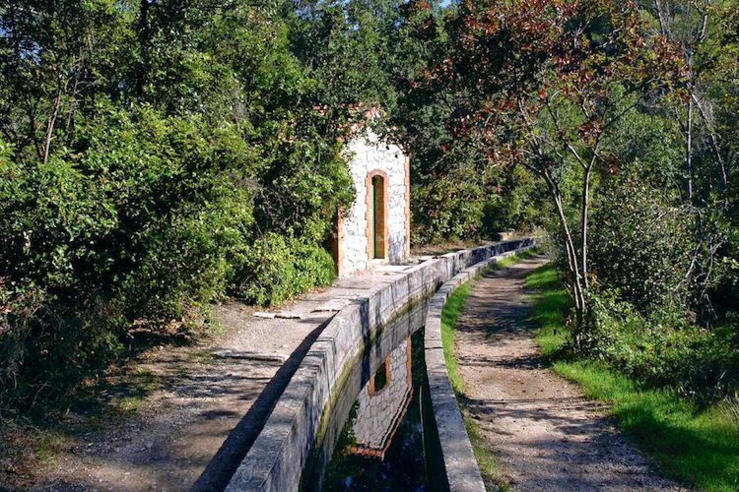 canal_de_marseille_a_la_campagne_pastre_c_s._guillermain_-_ville_de_marseille.jpg